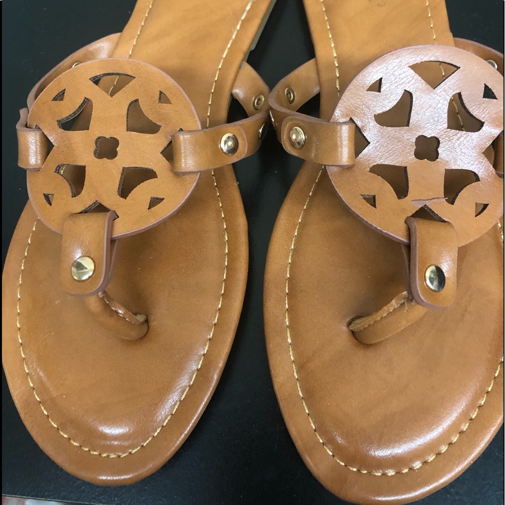 Size 7 1/2 Sandal Worn 3 hours